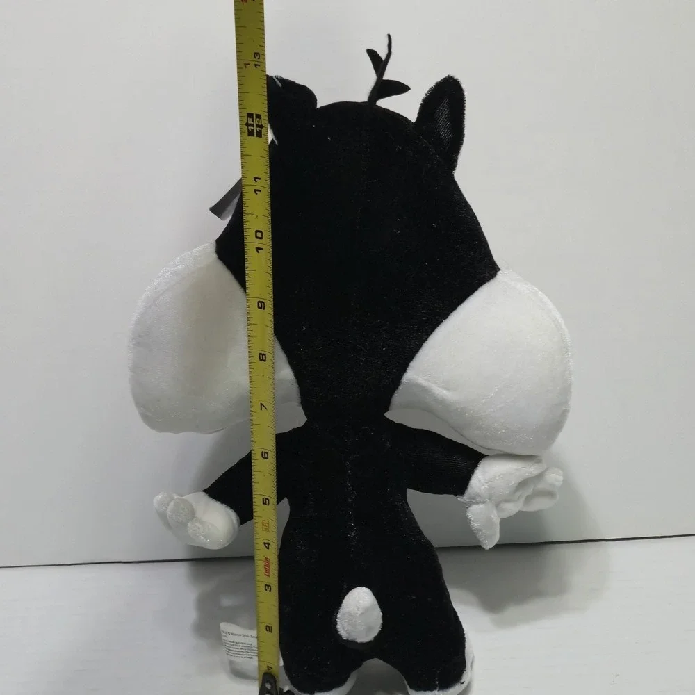 NWT Six Flags Looney Tunes Sylvester Cat Plush Stuffed Toy Warner Bros Exclusive